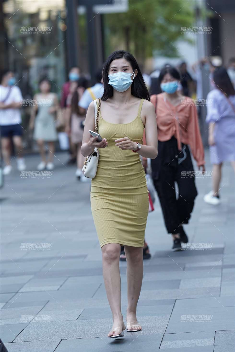 图片[5]-好身材 女人味-街拍流行馆