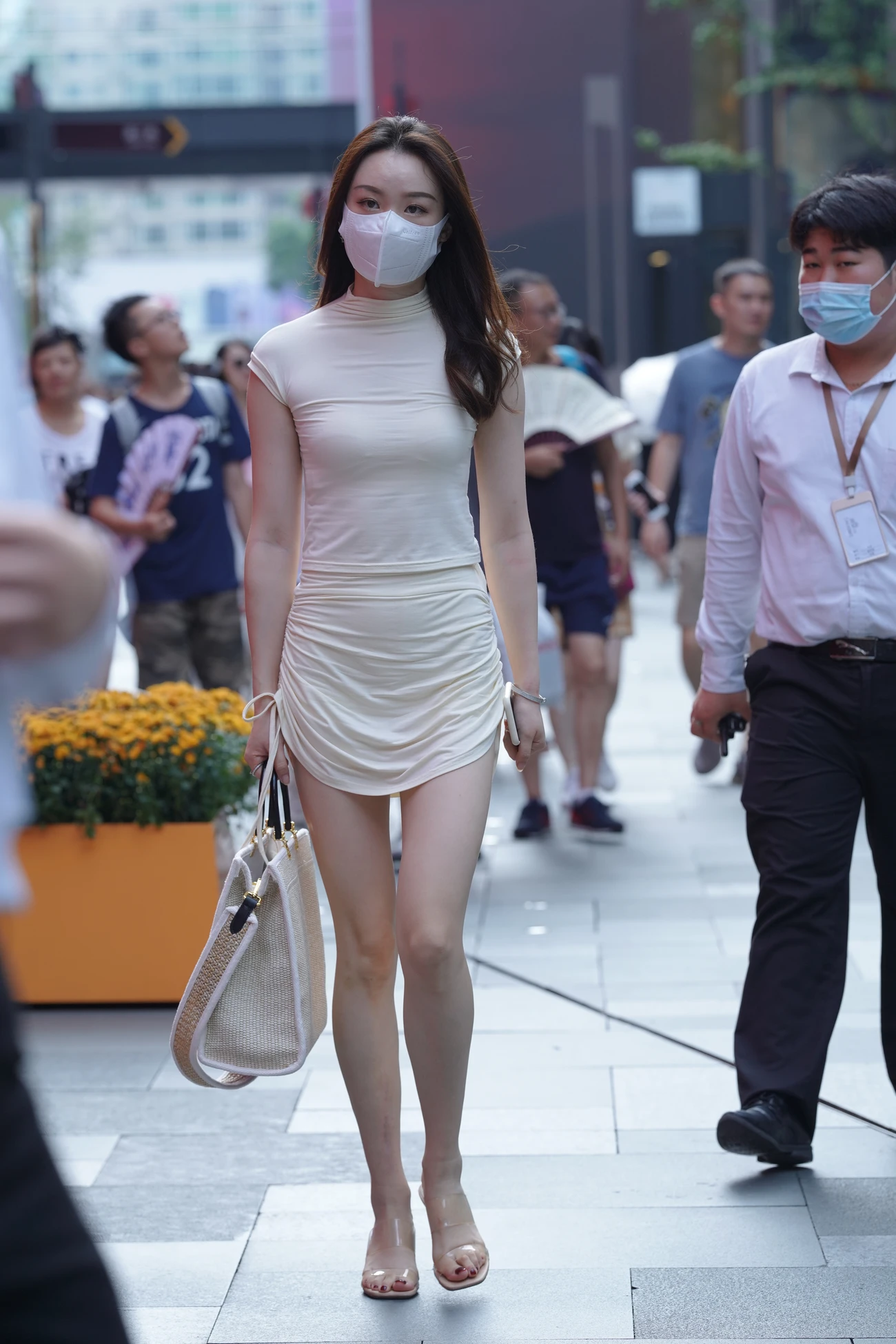 图片[4]-好白嫩啊丰臀美女-街拍流行馆